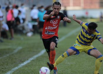 Águila dejó escapar puntos en el Barraza, al empatar 1-1 contra Limeño