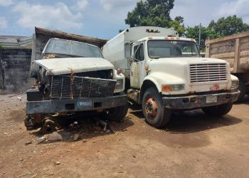 Solo un camión para recoger los desechos sólidos en Usulután