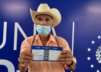 «Estoy contento con el presidente por el trabajo que ha hecho aquí en este Hospital»