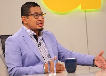 Partidos políticos buscan tener pieza clave en la Corte de Cuentas, dice abogado Nahum Martínez