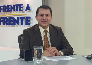 Ponce justifica que curules fueron movidos para establecer un nuevo modelo de comisión