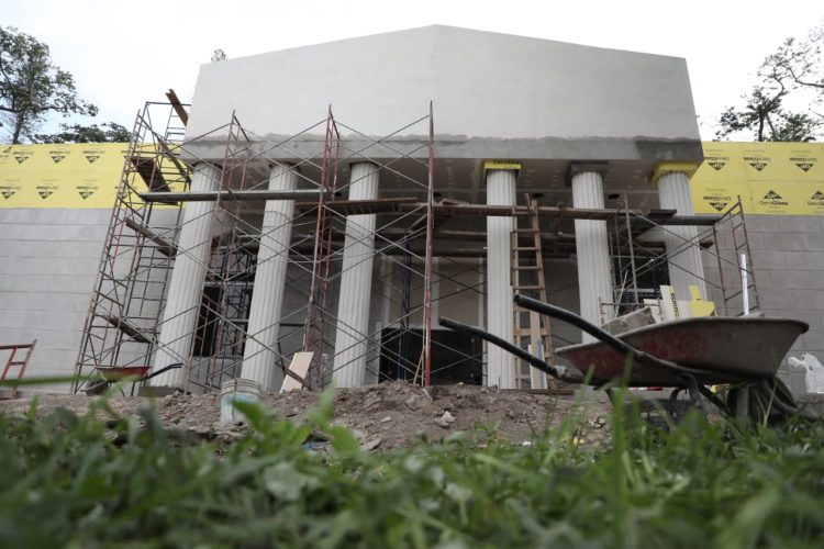 Este jueves la Asamblea Legislativa saliente inaugurará un salón de sesiones inconcluso. Foto/Diego García.