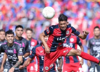 FAS venció a Alianza por 3-2 y alargó la racha de los albos sin victoria en el Óscar Quiteño