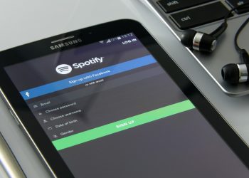 Facebook y Spotify crean herramienta para escuchar música en la red social