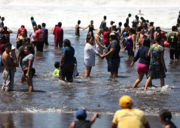 FOTOS: Así pasaron los salvadoreños el penúltimo día de la Semana Santa