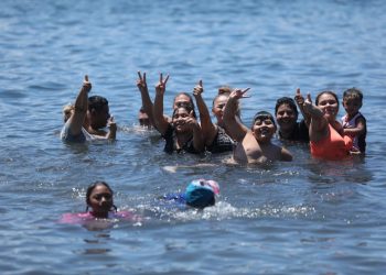 FOTOS: Así pasaron los salvadoreños el penúltimo día de la Semana Santa