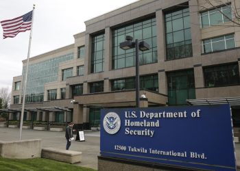 Suspenden en EE. UU. por dos años requisitos de huellas dactilares y fotografía a solicitantes de estatus de no inmigrantes