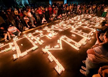 Aumenta presión contra el presidente de Colombia tras una semana de protestas
