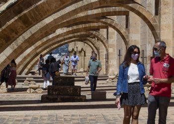 España espera recuperar en 2021 la mitad de los turistas previos a la COVID-19