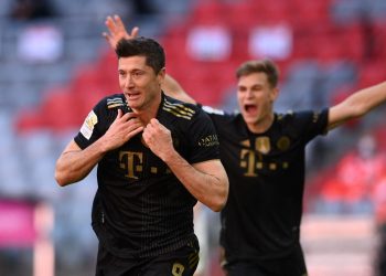 ¡Histórico! Robert Lewandowski rompe el récord de Gerd Müller en Bundesliga