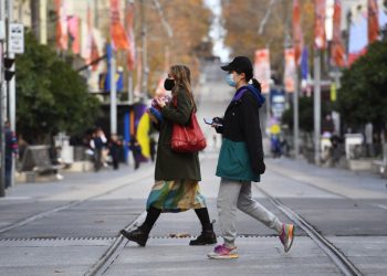 Australia ordena cierre por covid en su segunda ciudad más poblada