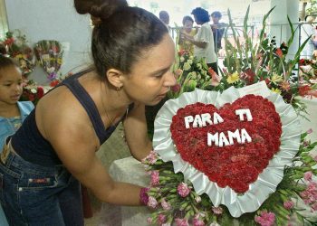 ¿Por qué se celebra el 10 de mayo el Día de la Madre en El Salvador?