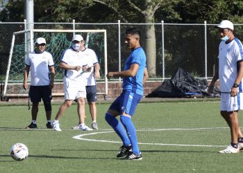 Hugo Pérez definió su cuerpo técnico, solo le falta incorporar a un familiar
