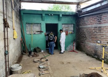 Ubican siete fosas y diez cadáveres más en escena de doble feminicidio en Chalchuapa