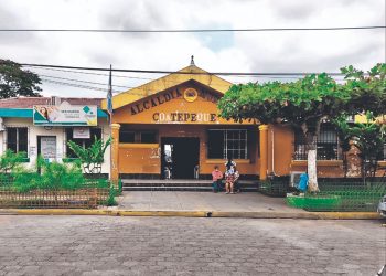 Alcalde de ARENA deja deuda que incluye fondos para emergencias