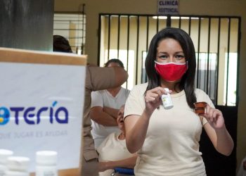 Lotería Nacional de Beneficencia dona medicamentos para privadas de libertad del Centro Penal para Mujeres
