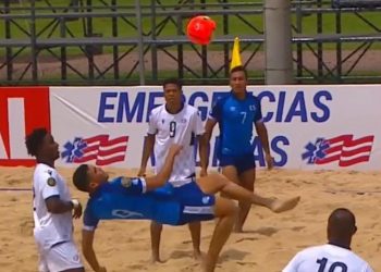 La selección de fútbol playa debutó en el Premundial con una paliza de 15-1 sobre República Dominicana