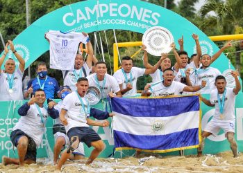 ¡Reyes de Concacaf! La Selecta Playera derrota 6-4 a Estados Unidos en la final del Premundial
