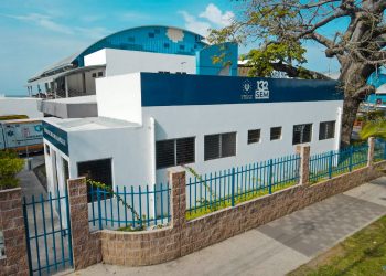Autoridades habilitan base del Sistema de Emergencias Médicas en el Puerto de la Libertad para atender a atletas