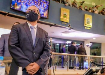 Ernesto Castro es elegido como presidente de la Asamblea Legislativa