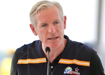 Encargado de Negocios de la embajada de EE.UU., Brendan O’Brien felicita a los nuevos alcaldes y diputados