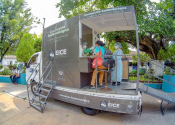 Realizan pruebas para detectar COVID-19 en Texistepeque