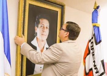 Exdiputados «saquearon» las oficinas antes de irse