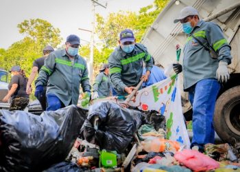 Alcalde de Mejicanos inicia jornada de aseo en el municipio