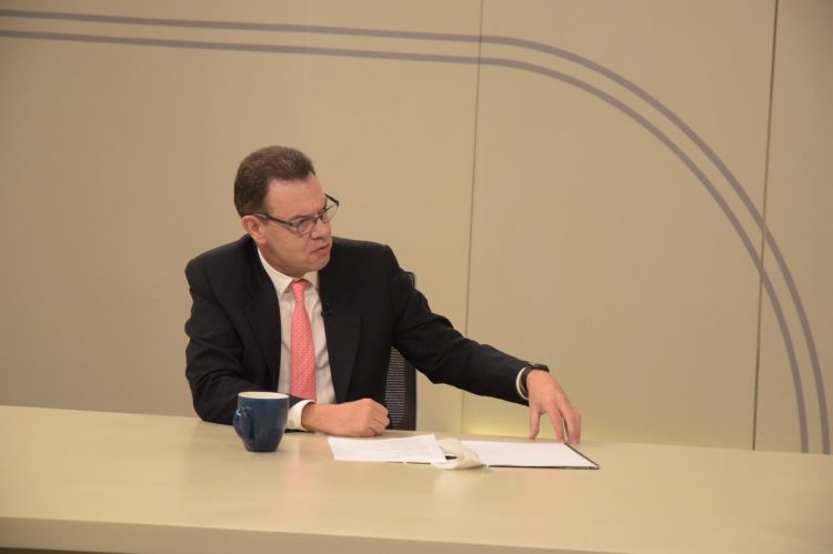 Óscar Avalle, representante del Banco Mundial. Foto: Diario El Salvador.