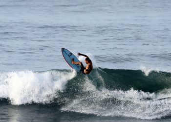 Impulso económico, la mejor ola del mundial de surf