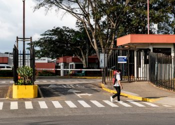 Costa Rica repite historia con reconfinamiento
