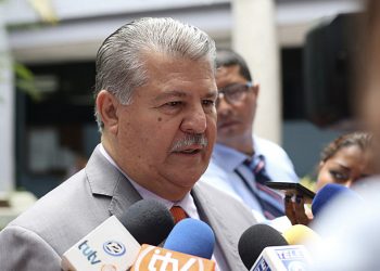 Denuncian a exmagistrados de la Sala de lo Constitucional de la CSJ por incumplir deberes