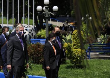 Enviado Especial de Estados Unidos para el Triángulo Norte se reúne con diputados