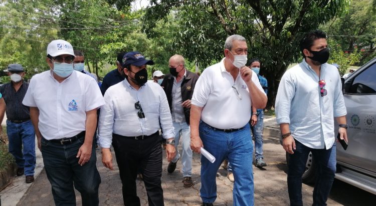 Visitan el Cedaf-Morazán para replicarlo en El Trifinio