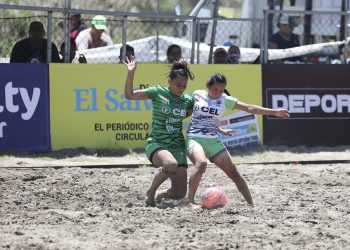 Debut en falso para las locales en la zona oriental de la Liga de Fútbol Playa
