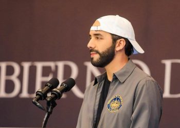 Nayib Bukele genera polémica beisbolera entre dominicanos luego de victoria de Selecta de playa