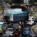 Tráfico colapsa por rastra atravesada sobre el bulevar Los Próceres