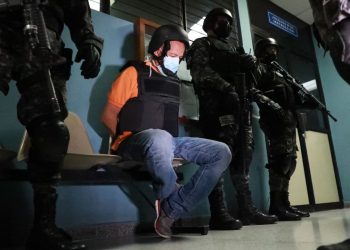 Suegro de Mauricio Funes es presentado ante Juzgado Octavo de Instrucción tras ser extraditado