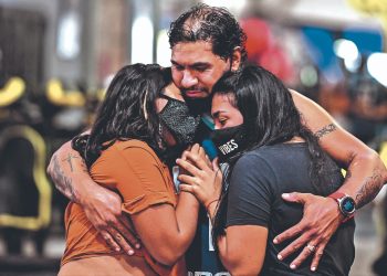Argentina sufre alza de contagios y muertes «por diferencias políticas»