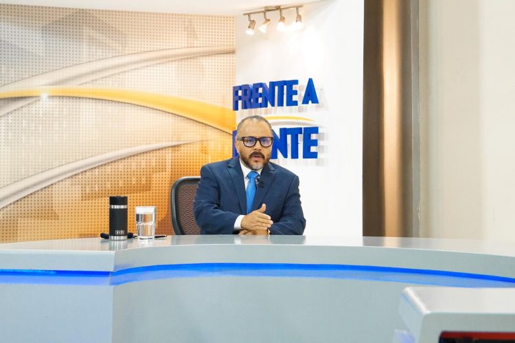 DIputado Ernesto Castro en entrevista de Frente a Frente.
