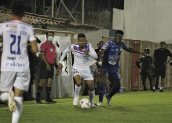 Firpo es el primer clasificado a las semifinales, tras vencer a Metapán 3-1 en el Calero Suárez