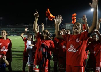 Dos veces perfectas: FAS derrotó a Alianza en la final del fútbol femenino