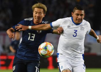 Roberto Domínguez, legionario salvadoreño en Albania: «Tengo 24 años y pensé que iba a ser llamado a la selección»