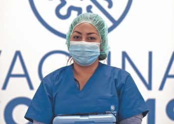 Enfermera obtuvo su empleo soñado cuando comenzó la pandemia