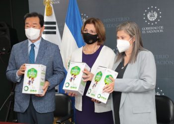 República de Corea dona 100 mil mascarillas al Ministerio de Educación de El Salvador