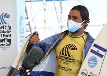 «En mi primera ola estaba nervioso, pero después llegó otra y dije ‘vamos con todo’»: Bryan Pérez tras conquistar su primer heat