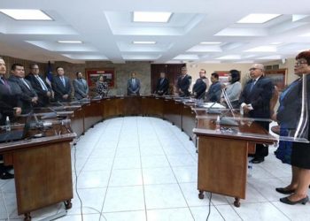 Primera sesión de Corte Plena con todos los magistrados