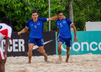 El Salvador elimina a Trinidad y Tobago en cuartos de final y jugará mañana por el boleto al Mundial de Rusia 2021