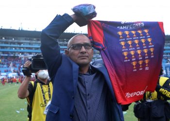 Zarco Rodríguez, técnico de FAS: «Este título ante Alianza tiene el mismo sabor»