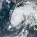 Huracán Enrique disminuye velocidad frente a costas de México